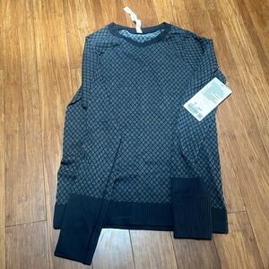 Rest less pullover with tags